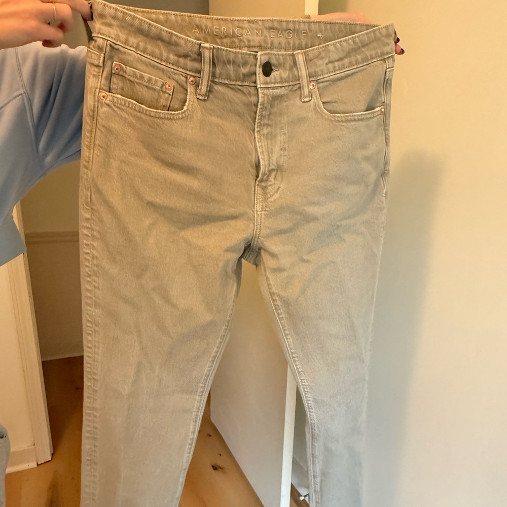 American Eagle Outfitters Men's Easyflex Jeans in Light Gray
